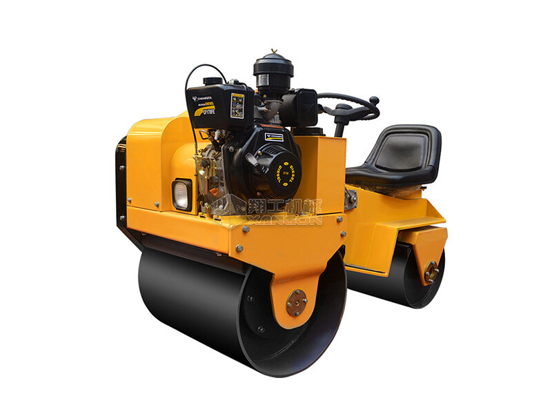 XYL-850座駕壓路機