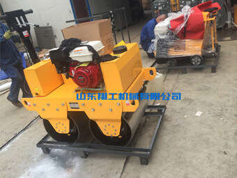 小型壓路機在路基施工中的要點(diǎn)