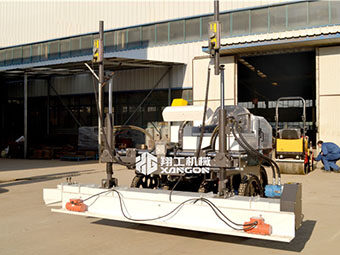  激光整平機是傳統攤鋪機的升級換代產(chǎn)品