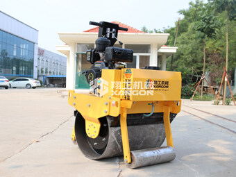 初次次使用小型壓路機要注意哪幾點(diǎn)