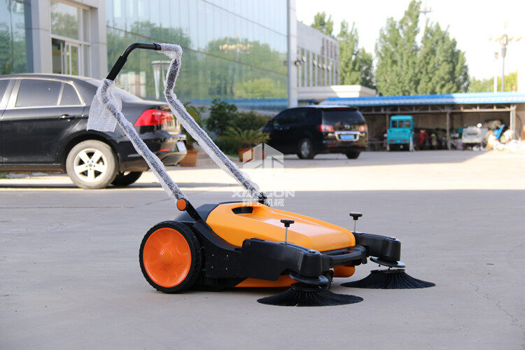 過(guò)來(lái)人：手推式掃地機這么做，比電動(dòng)掃地車(chē)都值！