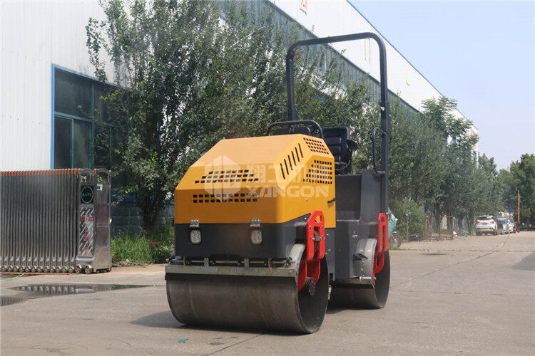 小型壓路機輪胎如何防老化？保養比什么都重要