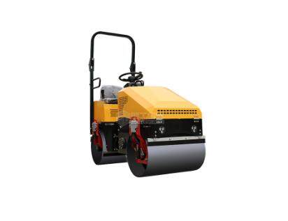 簡(jiǎn)單介紹小型壓路機的傳動(dòng)系統