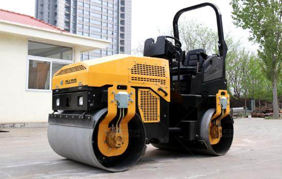 購買(mǎi)小型壓路機，用戶(hù)會(huì )擔心哪些問(wèn)題，總結！