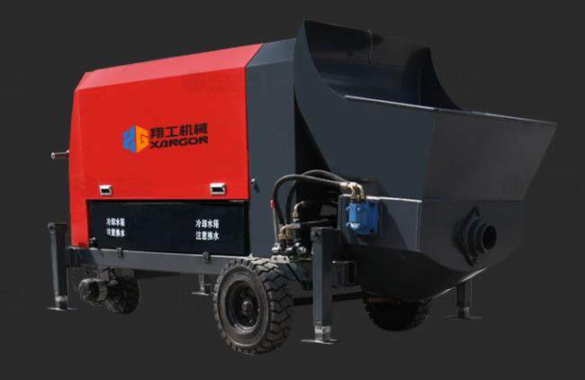 混凝土輸送泵雙控操作模式，靈活使用